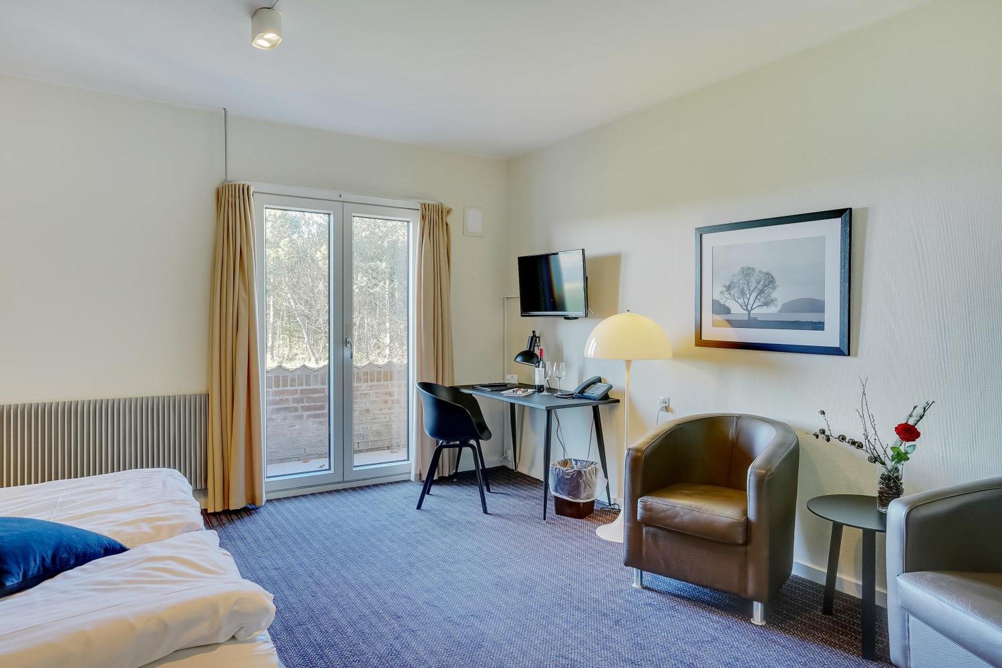 Montra Hotel 4*